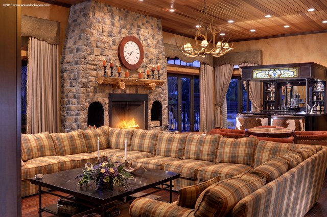 Captured with Cambo Ultima 35, Nikon D800 © of Eduardo Chacon Photography